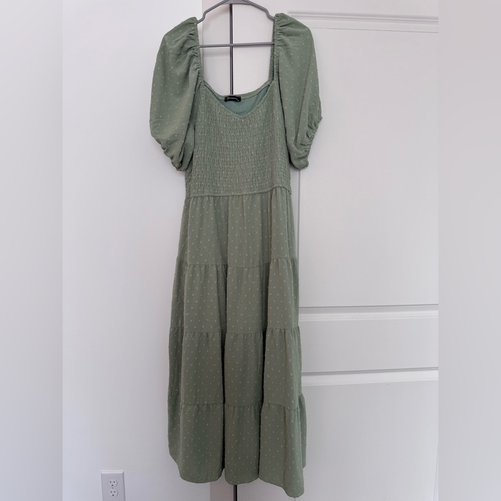 Smocked Puff-Sleeve Tiered Maxi Dress - Sage Green
